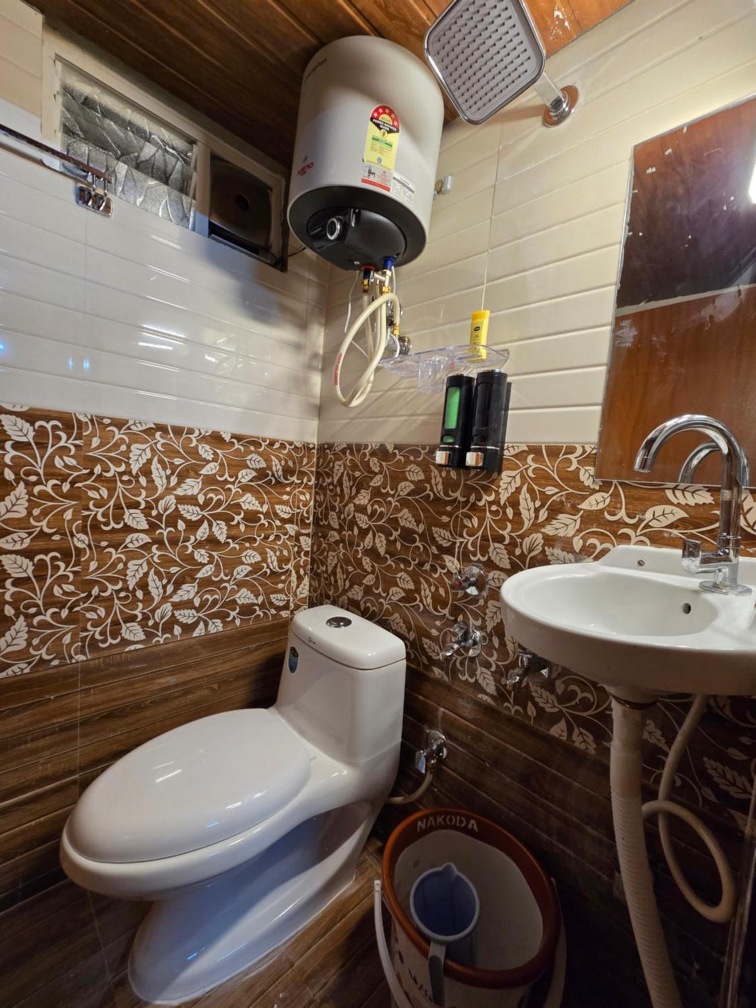 Barla'S Home Stay Shamshabad Extérieur photo