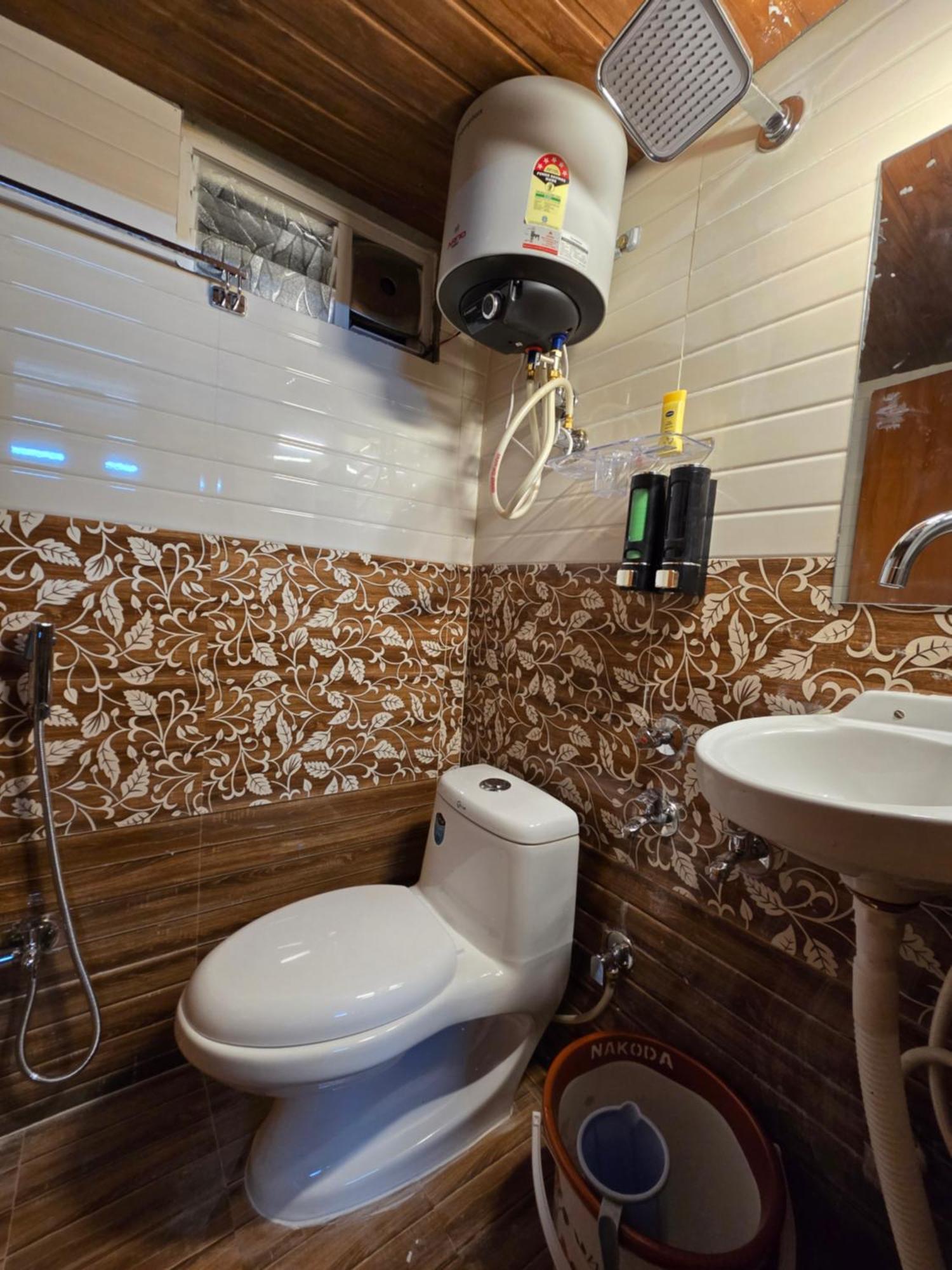 Barla'S Home Stay Shamshabad Extérieur photo